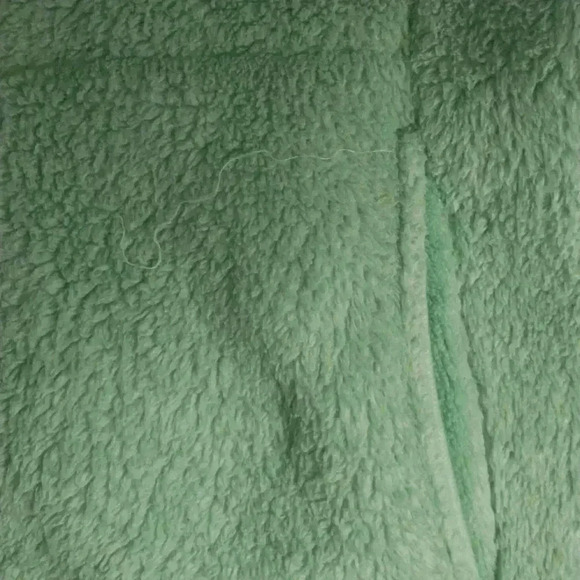 Champion Women’s Fuzzy Jacket Size L - Picture 8 of 8